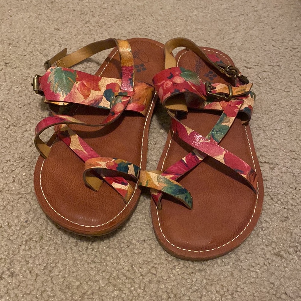 Floral sandals